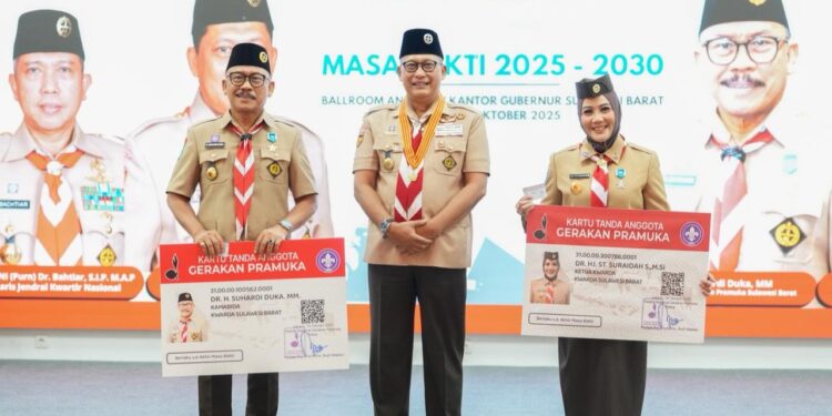 Ketua Kwarnas Budi Waseso Pimpin Pelantikan Pengurus Mabida dan Kwarda Gerakan Pramuka Sulbar Periode 2025-2030