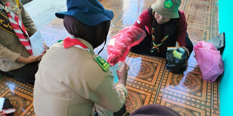 Saka Tarunabumi Patimpeng Bekali Pramuka dengan Ilmu Pertanian, Bagikan Pestisida dan Rodentisida Gratis