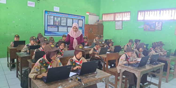 Heboh! SDN Merak 2 Pecahkan Rekor! Kirim 29 Siaga di Penilaian Pramuka Garuda Kwarcab Demak!