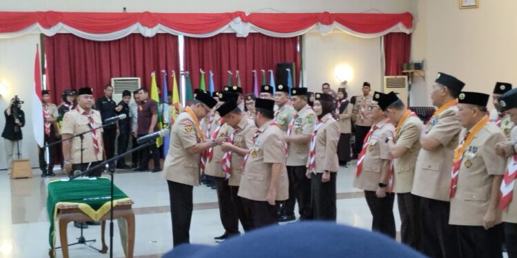 Kwarnas Kukuhkan Mabida, LPK, dan Pengurus Kwarda Riau Masa Bakti 2025–2030