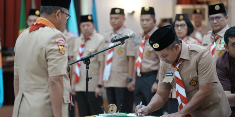 Kwarnas Kukuhkan Mabida, LPK, dan Pengurus Kwarda Riau Masa Bakti 2025–2030