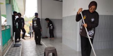 Inspirasi Ketaqwaan: Saka Tarunabumi Patimpeng Ajak Generasi Muda Peduli Kebersihan Tempat Ibadah