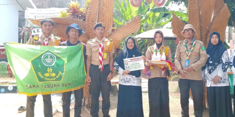 Memupuk Harapan Melalui Kemah Bakti: Aksi Nyata Saka Tarunabumi, Tebar Saprotan Gratis Bangkitkan Semangat Pertanian