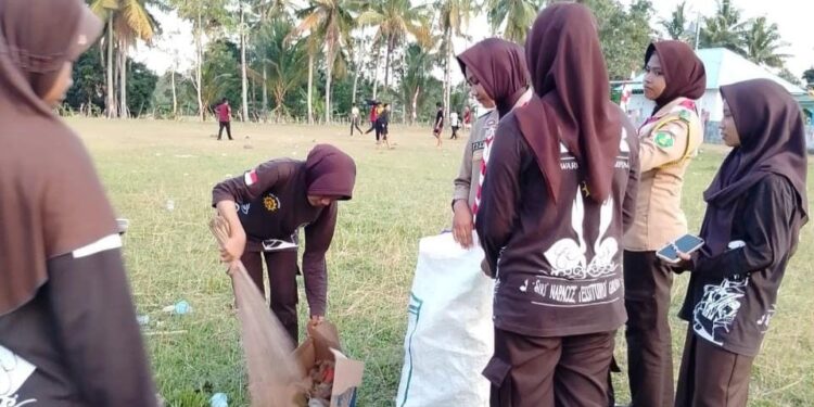 Dari Euforia Panen ke Edukasi Lingkungan: Pengabdian Tulus Saka Tarunabumi Patimpeng, Aksi Bersih yang Menginspirasi