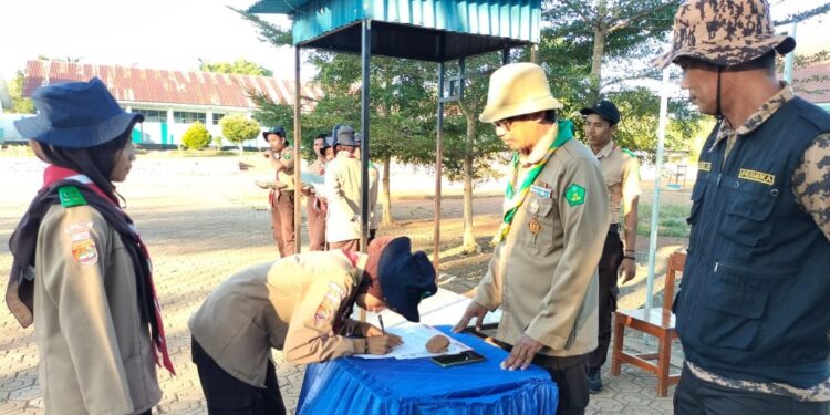 Cetak Jejak Pengabdian: Pramuka Penegak Patimpeng Tinggalkan Zona Nyaman, Raih Tiska Wing Tapak Merah