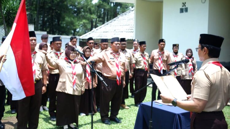 Ketua Kwarcab Bogor Resmi Melantik Pengurus dan LPK Kwarran Tamansari