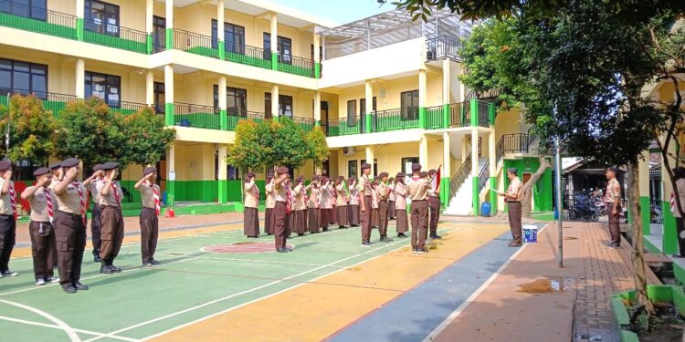 Jadi Tangguh Dan Berkarakter, Pramuka SMK Bina Teknika Cileungsi Lantik Penegak Laksana