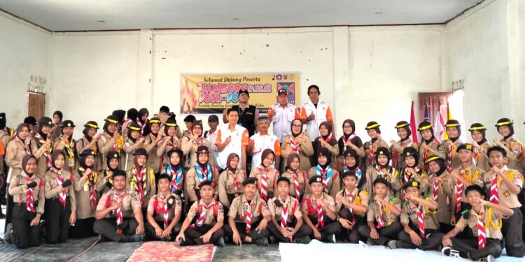 Kontingen Pramuka Kwarran Patimpeng Tampil Penuh Semangat dan Antusias di Pra JOTA-JOTI Kahu 2025