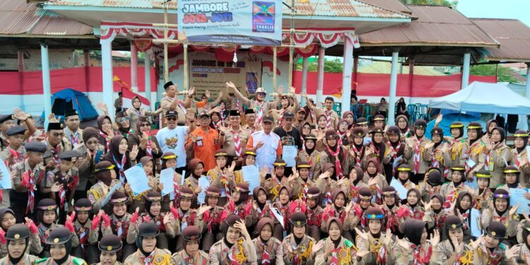 Gema Komunikasi Global di Penutupan JOTA-JOTI Kahu-Bone: Cetak Pramuka Sebagai Duta Digital dan Perekat Persaudaraan