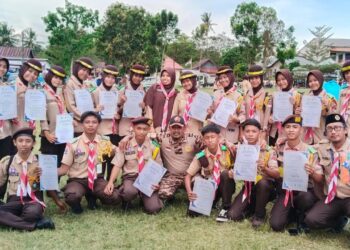 Ambalan Tomau SMAN 19 Bone: “Menyala” dalam Komunikasi Radio dan Digital, Sekaligus Ketangguhan di Perkemahan