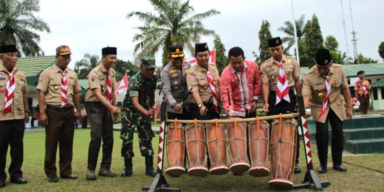 Jambore Cabang Pematangsiantar Tahun 2025 Resmi Dibuka, Ratusan Pramuka Penggalang Tumpah Semangat di Bumi Perkemahan Tombak Sakti