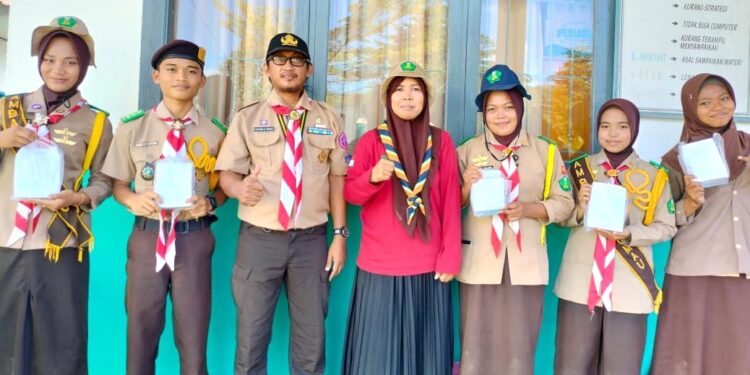 Saka Tarunabumi Patimpeng Bekali Pramuka dengan Ilmu Pertanian, Bagikan Pestisida dan Rodentisida Gratis