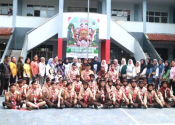 Prosesi Haru Saat Pelantikan TKU, Ketua Mabigus SD Negeri Cibeureum Apresiasi Peserta Didiknya