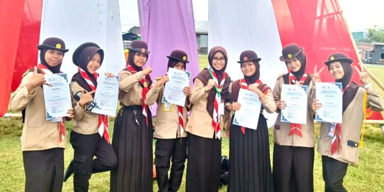 Berkah Radio Amatir dan Digital Internet: Penggalang MTs Ar-Rahmah Patimpeng Jemput Skill dan Rezeki Suci di Panggung Jambore