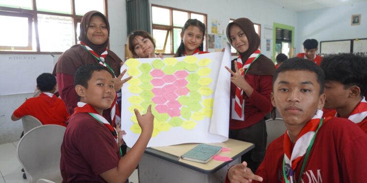 Menjelajahi ‘Indonesia Mini’, 41 Pramuka Salatiga Dalami Toleransi Lewat Young Peace Building Program