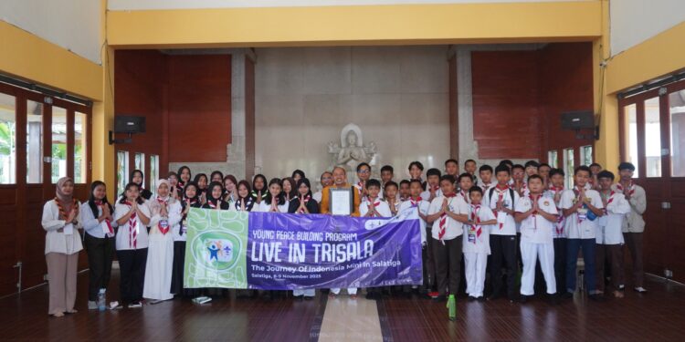 Menjelajahi ‘Indonesia Mini’, 41 Pramuka Salatiga Dalami Toleransi Lewat Young Peace Building Program