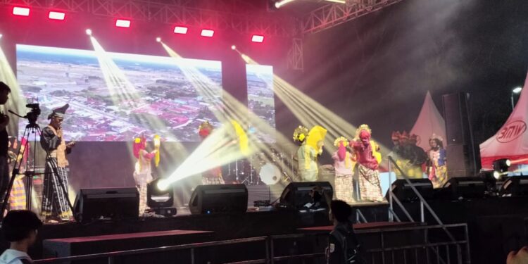 Memukau! Kontingen Sulsel Bawa Energi Budaya dalam Pentas Seni Peran Saka Nasional 2025