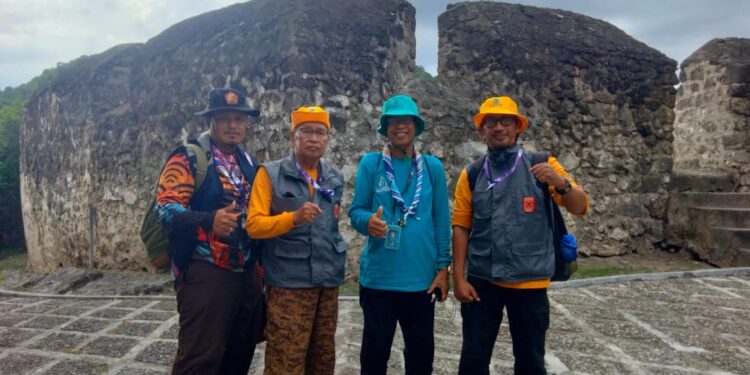 Memupuk Semangat Sejarah Bangsa: Bindamping Saka se-Indonesia Jelajahi Benteng Otanaha