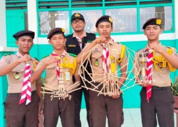Bukan Sekadar Simpul: Pionering Mini, Tantangan Efisiensi dan Daya Cipta Pramuka Ambalan Tomau, Bone