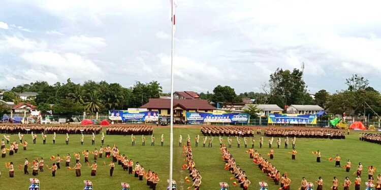 Tarian Kolosal Saka Tiga Buka Raimuna Daerah Kalimantan Barat 2025