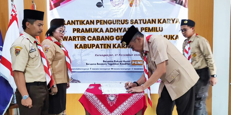 Pengurus Saka Adhyasta Pemilu Karanganyar Dilantik