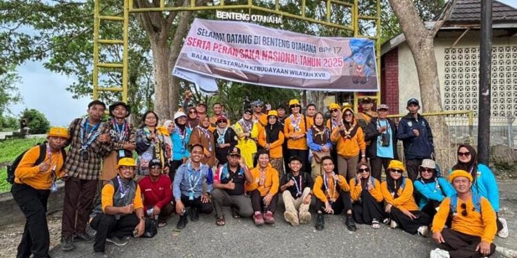 Memupuk Semangat Sejarah Bangsa: Bindamping Saka se-Indonesia Jelajahi Benteng Otanaha