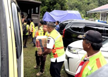 Solidaritas Tanpa Batas: Pramuka Peduli Gerak Cepat Serahkan Bantuan Korban Banjir Bandang