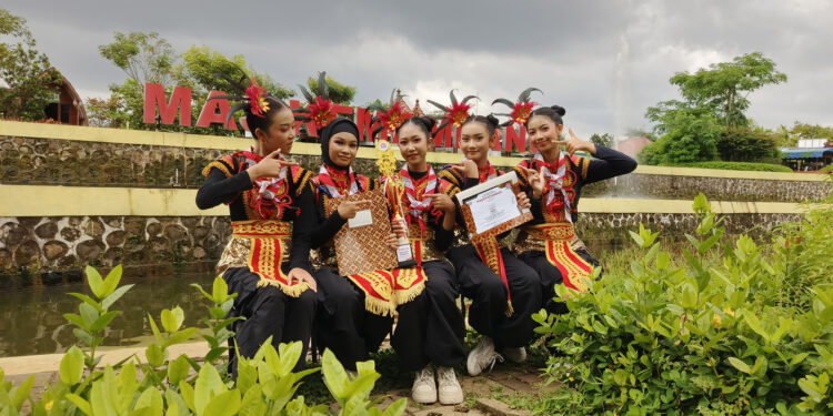 Pragespro Raih Juara 3 di Final Scout Dance Competition Kwarcab Banyumas 2025