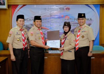 Kwarran Cakung Serahkan Donasi Rp 60 Juta untuk Bencana Banjir dan Longsor Sumatera