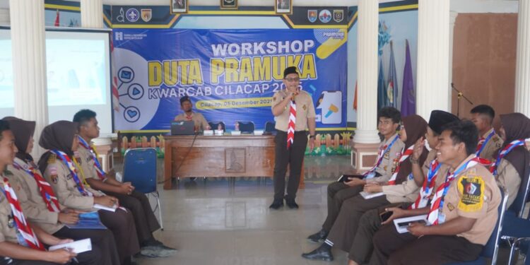 Peningkatan Kemampuan Anggota Pramuka Selaku Pelaku Humas Dalam Menciptakan Opini Publik Yang Positif