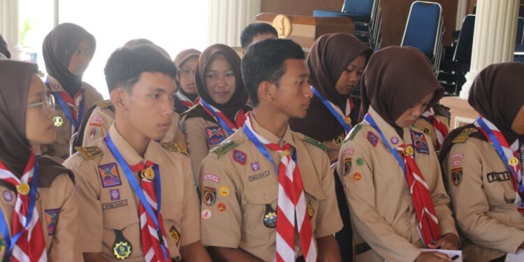 Peningkatan Kemampuan Anggota Pramuka Selaku Pelaku Humas Dalam Menciptakan Opini Publik Yang Positif