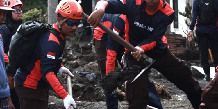 Kwarda Pramuka Jatim Bantu Pulihkan Semeru, Terjunkan 120 Relawan Gelar Karya Bakti