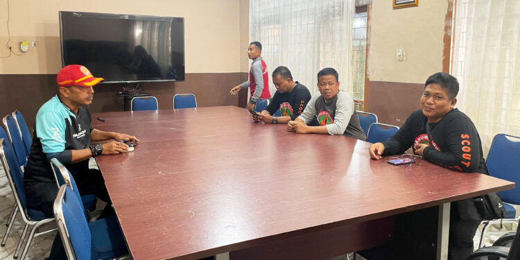 Bantuan dari Pramuka Peduli Kwarcab Kota Tangerang Diterima Waka Abdimas Humas Kwarda 03 Sumatera Barat