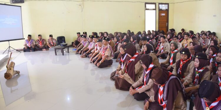 Ketua Kwarda Riau Resmi Tutup KMD UIN Suska Riau, 160 Peserta Lulus dengan Baik