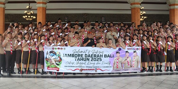 Sekda Buleleng Lepas Kontingen Jambore Daerah Bali, Libatkan 40 Pramuka Penggalang
