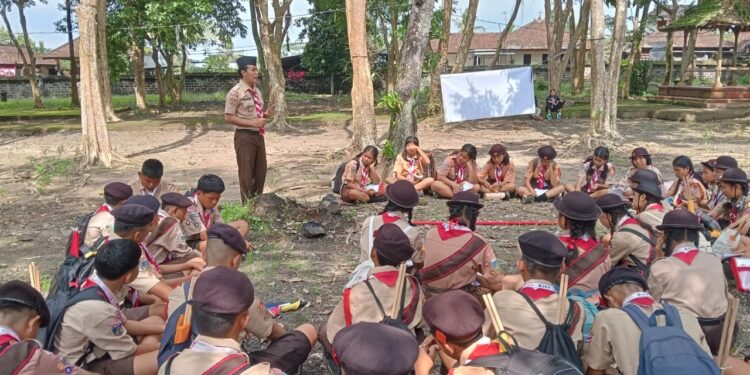Zona Scouting Skill Gairahkan Jambore Daerah Bali 2025: Peserta Pramuka Penggalang Antusias Ikuti Pelatihan Peta Kompas, Sketsa Panorama hingga Kesakaan di Margarana