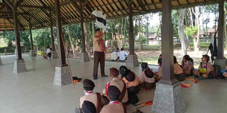 Zona Scouting Skill Gairahkan Jambore Daerah Bali 2025: Peserta Pramuka Penggalang Antusias Ikuti Pelatihan Peta Kompas, Sketsa Panorama hingga Kesakaan di Margarana