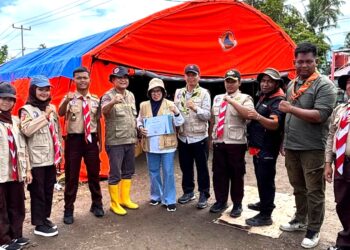 IWAPI dan Pramuka Kwarcab Sawahlunto Serahkan Bantuan Bencana Sumbar ke Solok dan Tanah Datar