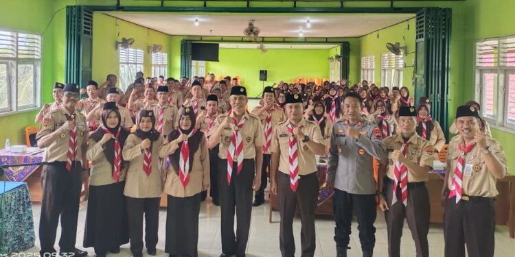 Pramuka Cilacap Adakan Anjangsana Ke Kwartir Ranting Sampang Dalam Rangka Pembinaan Organisasi Kepramukaan