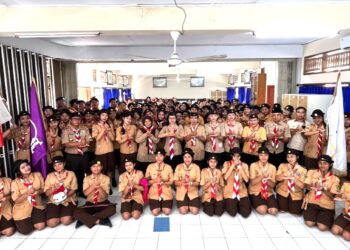 Estafet Kepemimpinan: Kamabigus SMK Farmasi Saraswati 3 Denpasar Lantik Pengurus Dewan Ambalan Pattimura dan Martha Christina Tiahahu 2025/2026