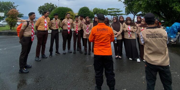 Pramuka Peduli Kwartir Cabang Kota Banda Aceh bersama Dinas Perhubungan Kota Banda Aceh Gelar Apel Karya Bakti Nataru 2025