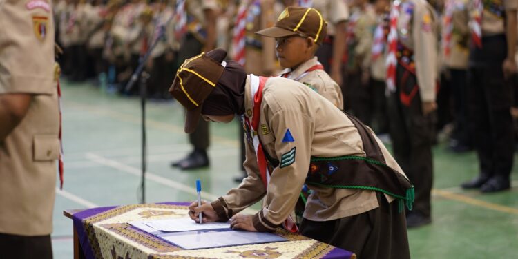 Tutup Tahun 2025 Kwarcab Purbalingga Lantik 3.646 Pramuka Garuda Baru