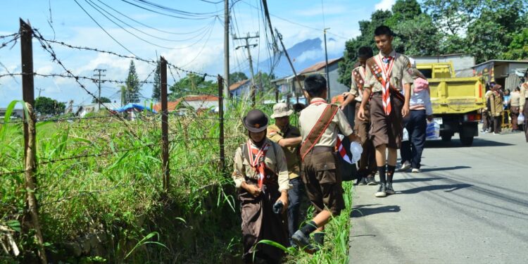 Pramuka Garuda Kwarran Ciawi Gelar Bakti Lingkungan di CFD Kecamatan Ciawi