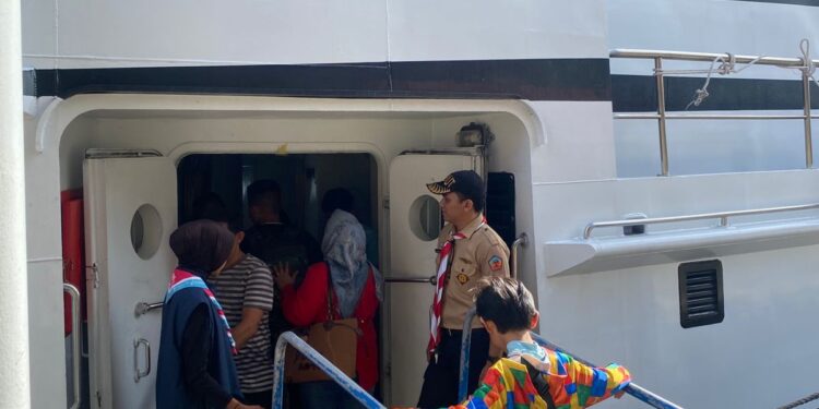 Pramuka Peduli Kwartir Cabang Kota Banda Aceh Amankan Pelabuhan Ulee Lheue dalam Karya Bakti Nataru 2025