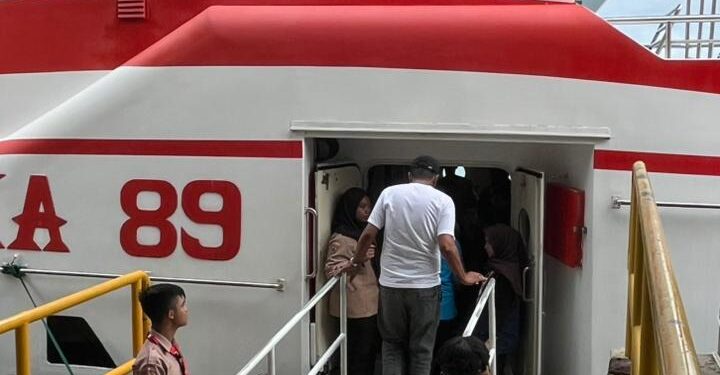 Pramuka Peduli Kwartir Cabang Kota Banda Aceh Amankan Pelabuhan Ulee Lheue dalam Karya Bakti Nataru 2025