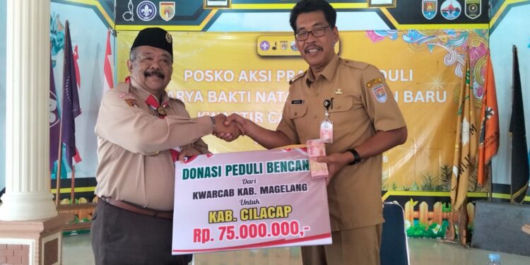 Ketua Harian Beserta Para Wakil Ketua Terima Kunjungan Pengurus Kwarcab Magelang Dalam Rangka Penyerahan Donasi Peduli Bencana Di Cilacap