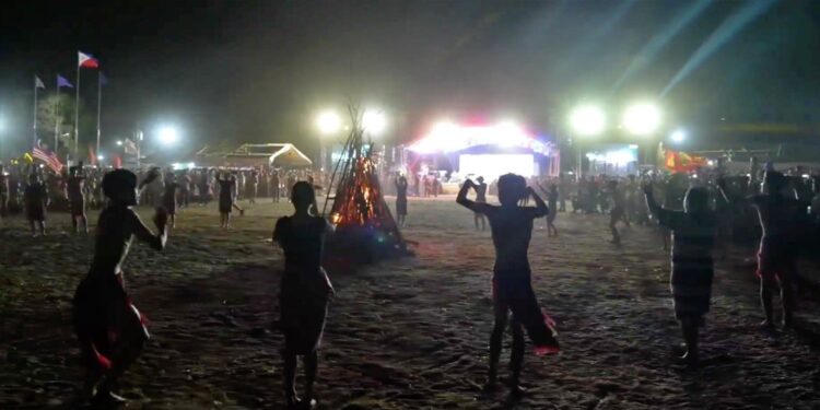 Api Unggun Agung Menutup Secara Resmi Rangkaian Kegiatan 33rd APR Scout Jamboree di Filipina