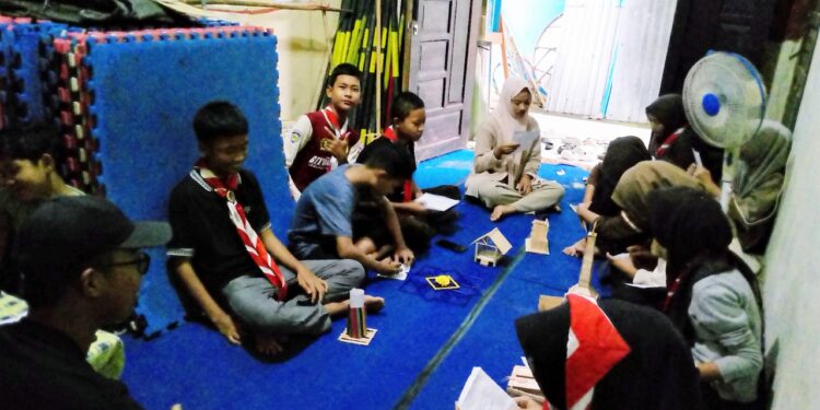 Gugusdepan MTs Negeri 6 Tabalong Melaksanakan Pembekalan Calon Pramuka Garuda Golongan Penggalang 2026