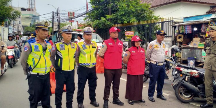Malam Pergantian Tahun, Gerakan Pramuka Kwarcab Kota Tangerang Lakukan Karya Bakti Nataru