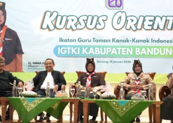 Ketua Kwartir Cabang Kabupaten Bandung Buka Kursus Orientasi Pramuka bagi Kepala TK